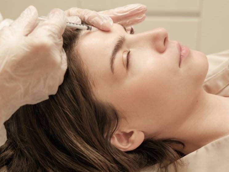 Aesthetic cosmetic treatments in Glasgow by experts