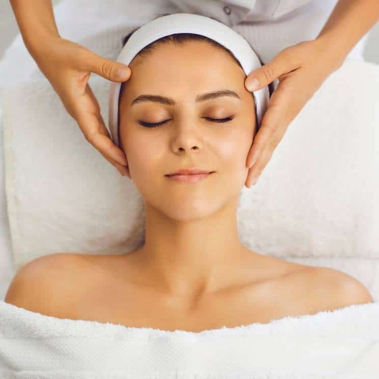 relaxing head massage glasgow