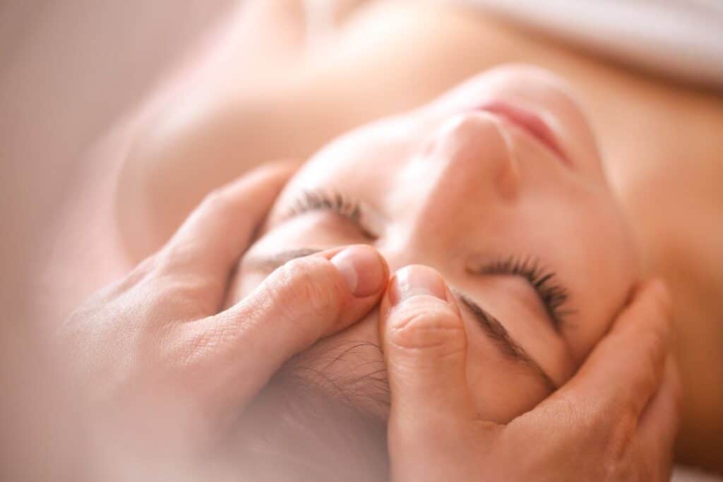 indian head massage glasgow - active health clinic